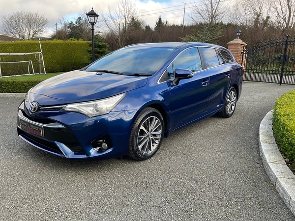 Toyota Avensis DIESEL TOURING SPORT in Down