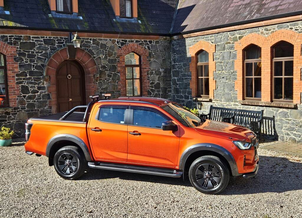 Isuzu D-Max V-CROSS DOUBLE CAB 1.9 204HP **EX-DEMO**AVAILABLE FOR IMMEDIATE DELIVERY** in Antrim