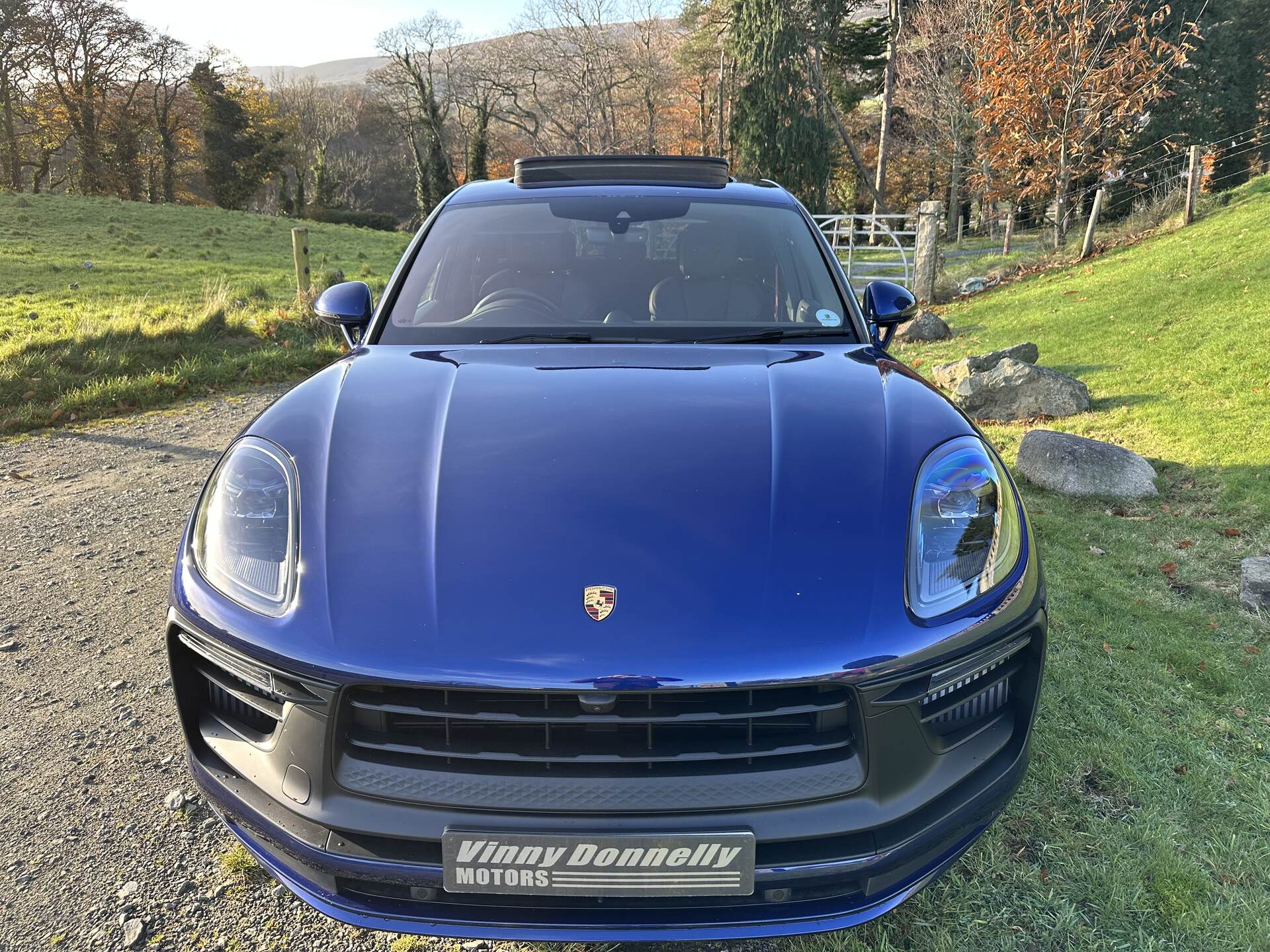 Porsche Macan ESTATE in Down