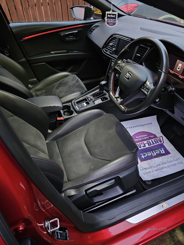 Seat Leon 2.0 TDI 150 FR Black Edition [EZ] 5dr DSG in Down