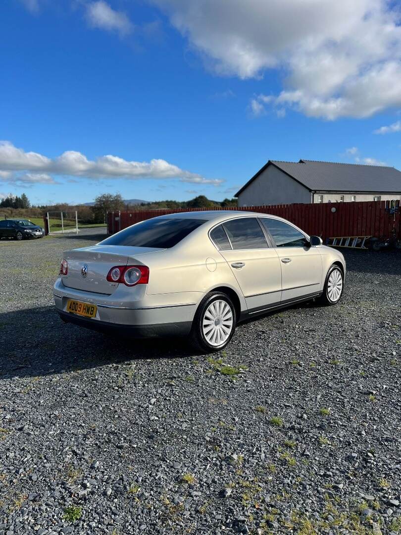 Jun 2009 Volkswagen Passat 2.0 Highline TDI CR DPF 110 4dr
