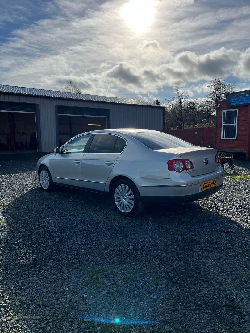 Jun 2009 Volkswagen Passat 2.0 Highline TDI CR DPF 110 4dr