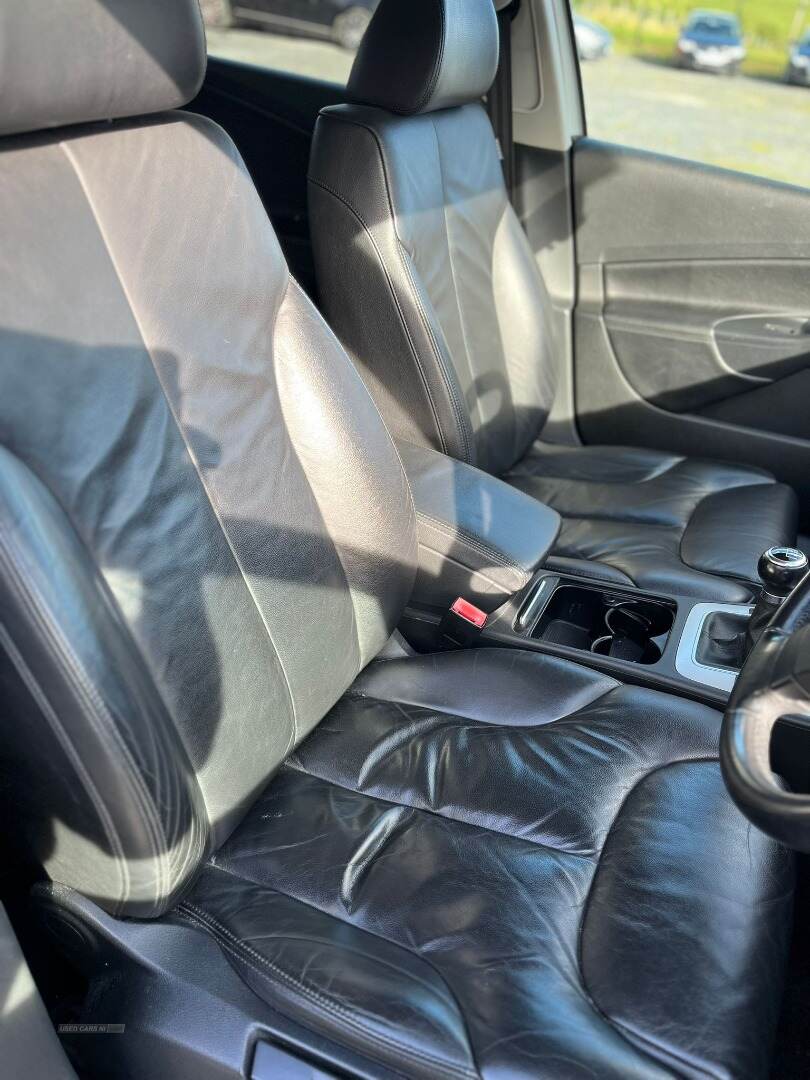 Jun 2009 Volkswagen Passat 2.0 Highline TDI CR DPF 110 4dr