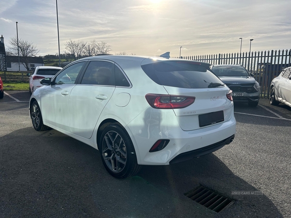 Kia Ceed 1.5 T-GDi ISG 3 in Derry / Londonderry