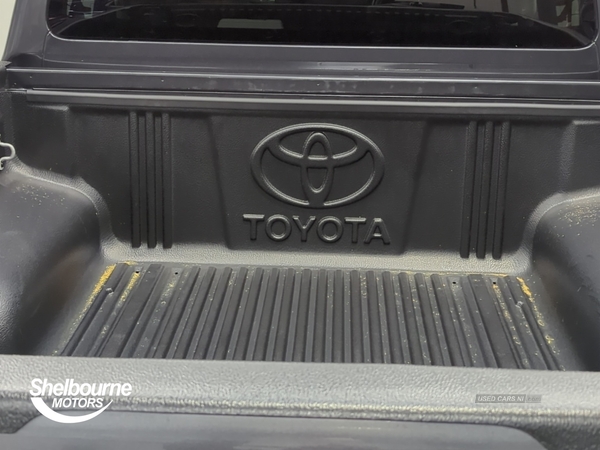 Toyota Hilux Invincible Double Cab 2.8 Manual in Armagh