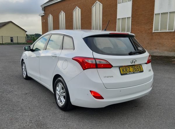 Hyundai i30 DIESEL TOURER in Fermanagh