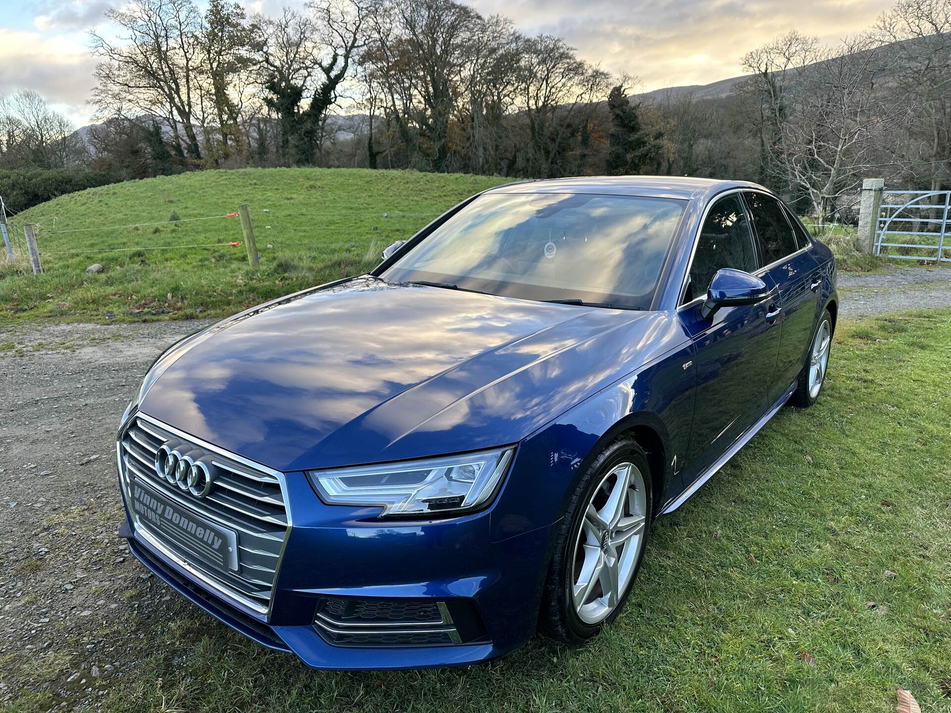 Audi A4 DIESEL SALOON in Down