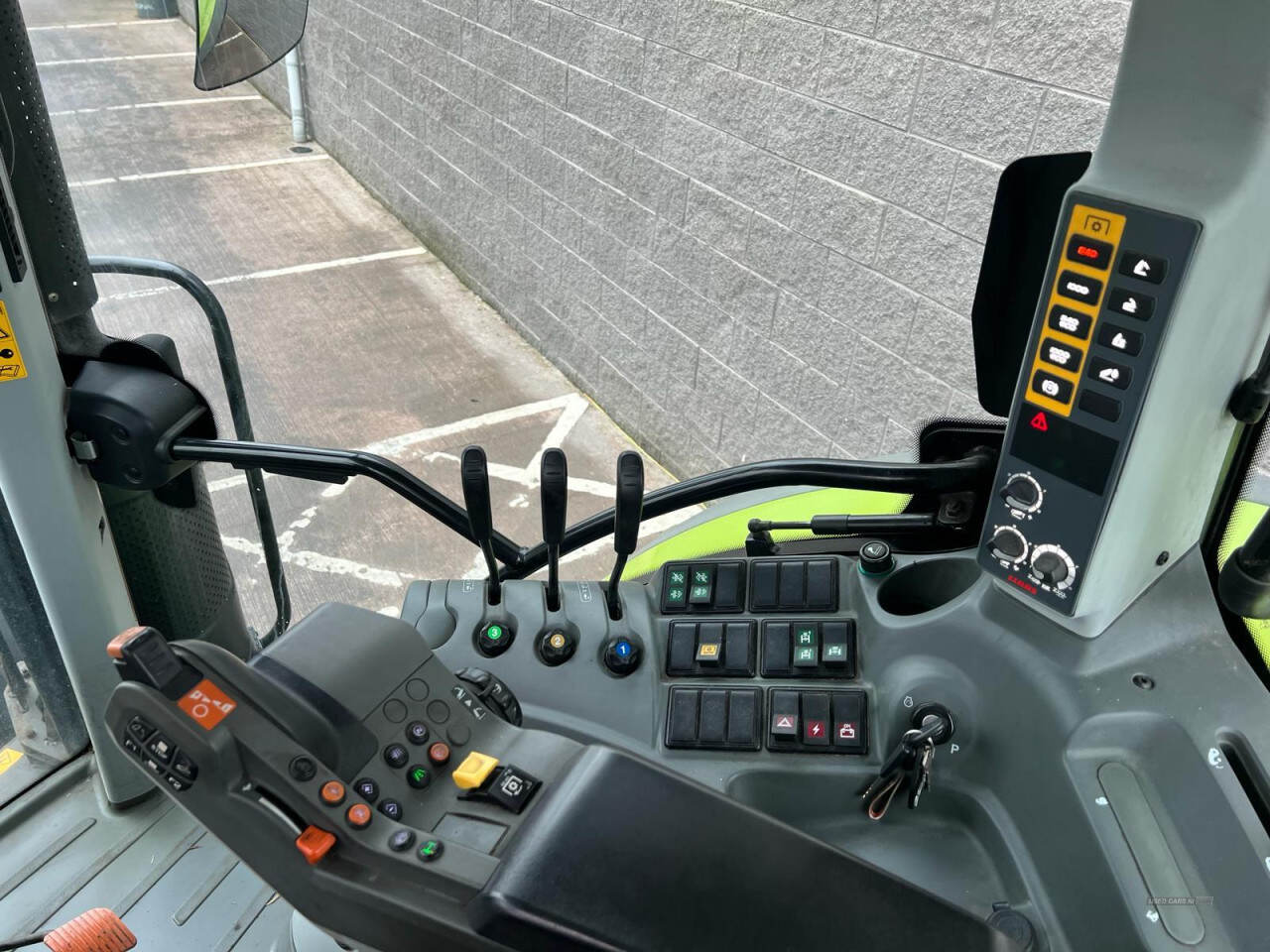  2018 Claas  ARION 630 CIS