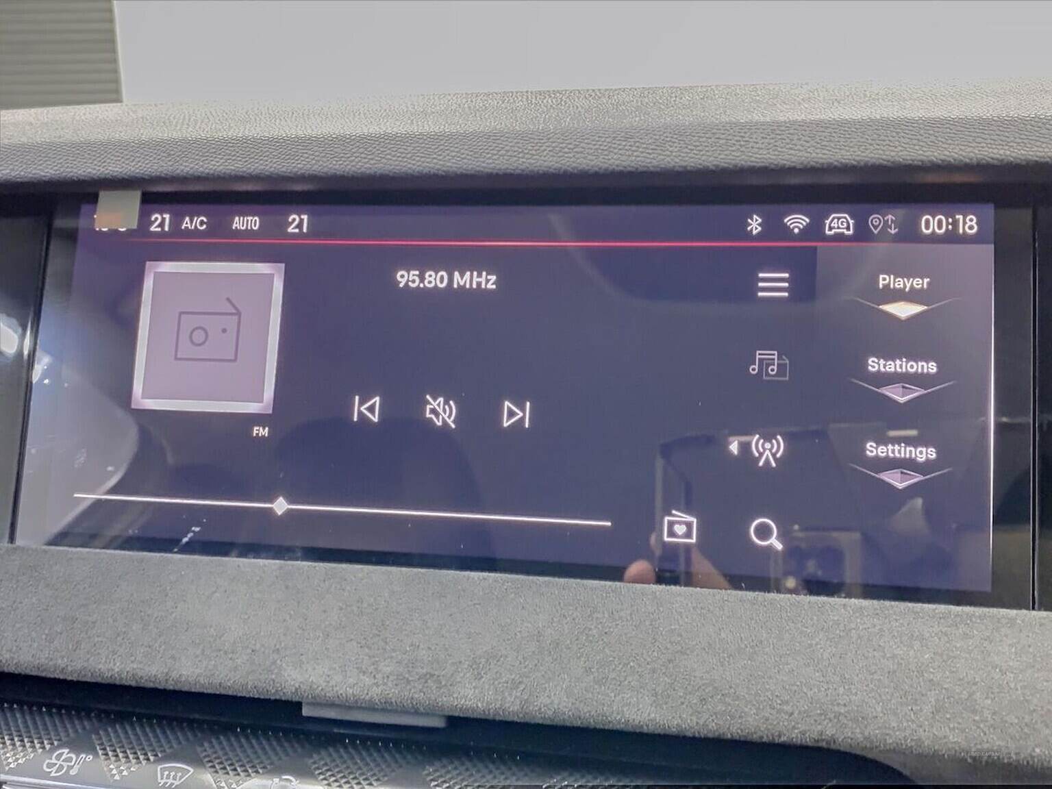 2025 DS DS4 1.6 E-Tense Performance Line 5Dr Eat8