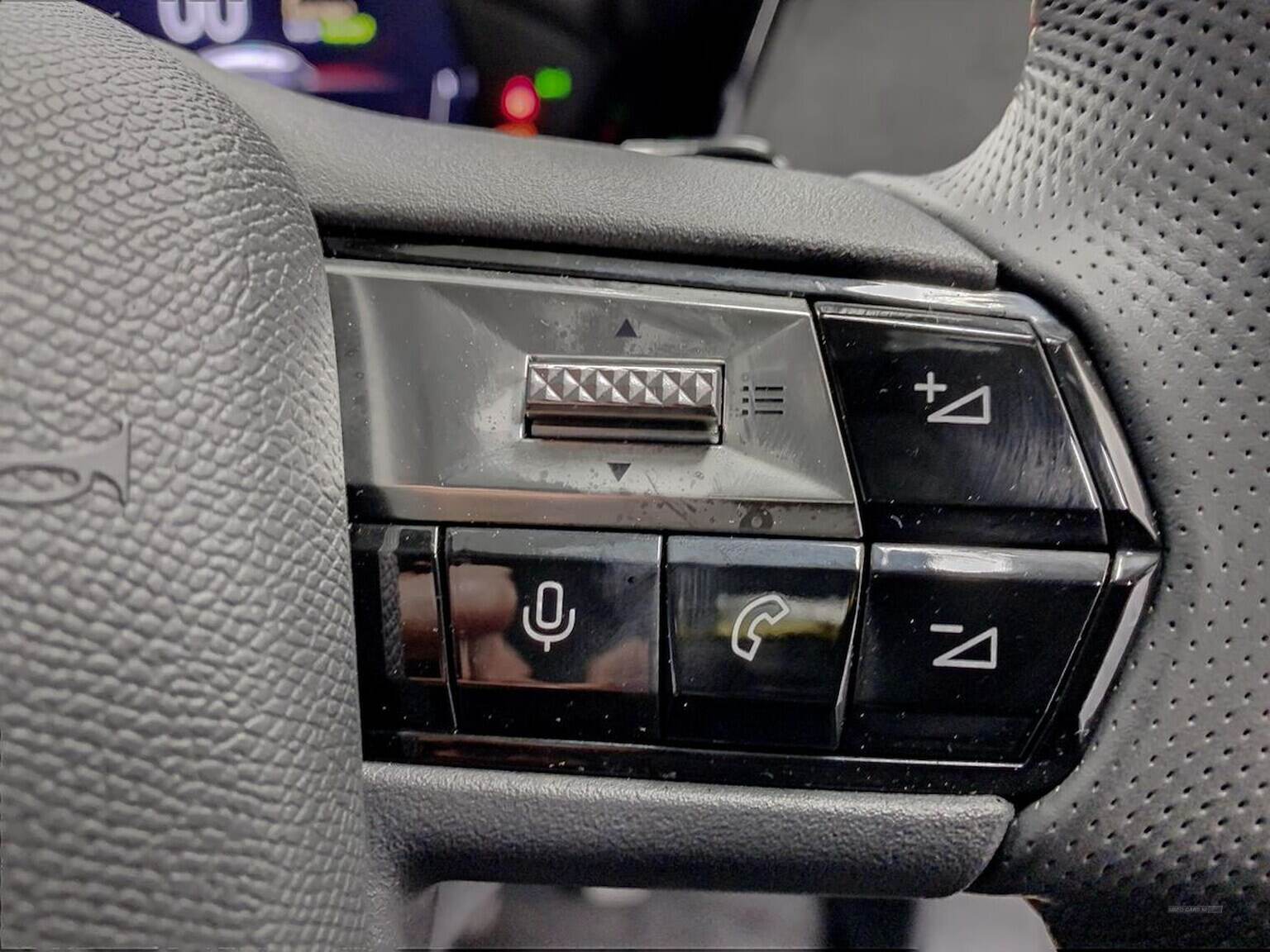 2025 DS DS4 1.6 E-Tense Performance Line 5Dr Eat8