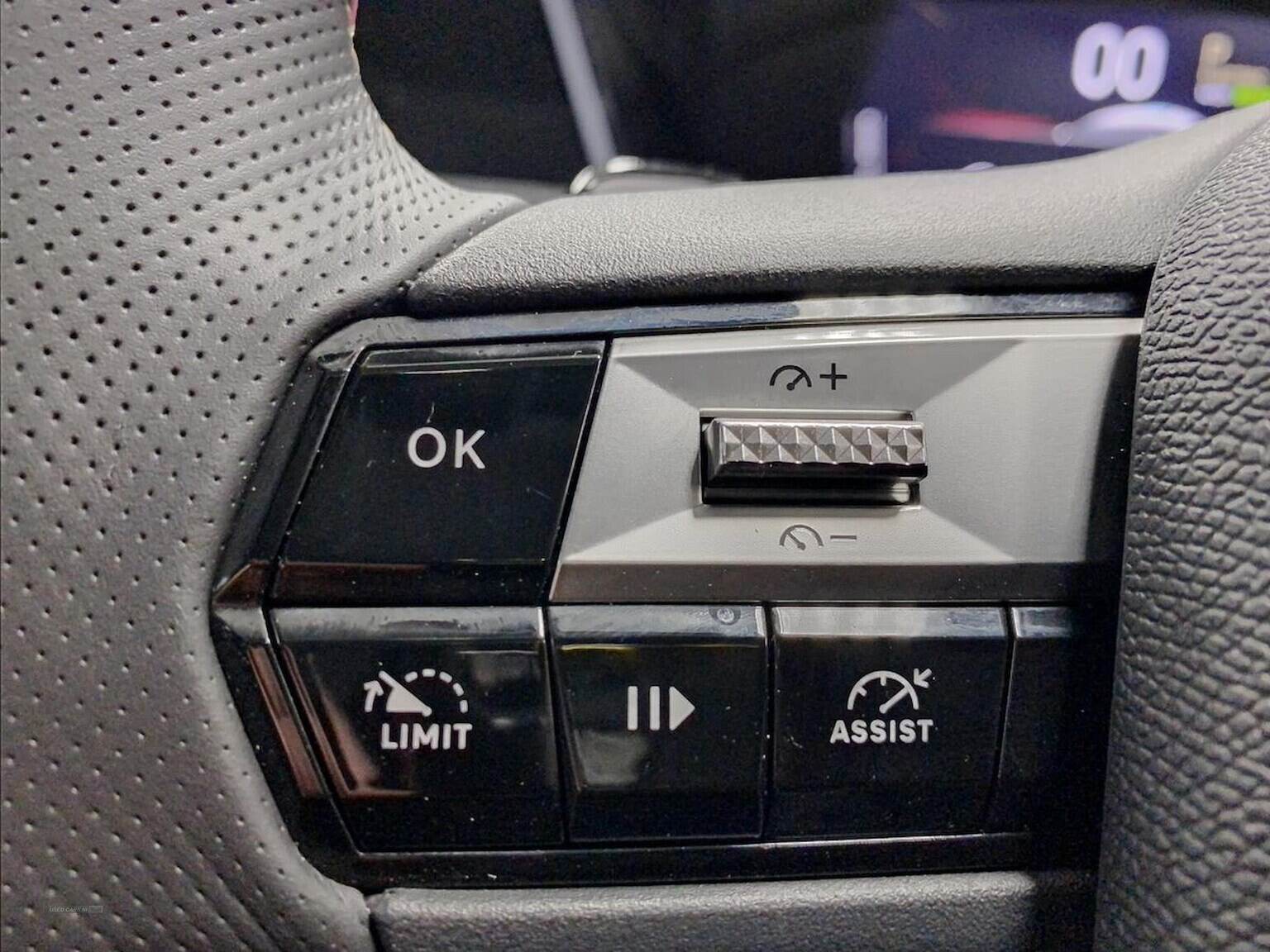 2025 DS DS4 1.6 E-Tense Performance Line 5Dr Eat8