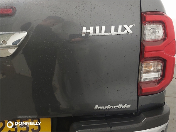 Toyota Hilux Invincible D/Cab Pick Up 2.8 D-4D Auto in Derry / Londonderry
