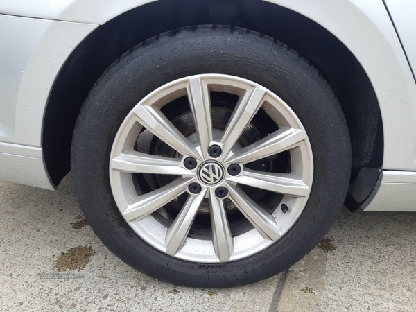 Volkswagen Passat DIESEL SALOON in Tyrone