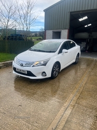 Toyota Avensis 2.0 D-4D Icon 4dr in Down