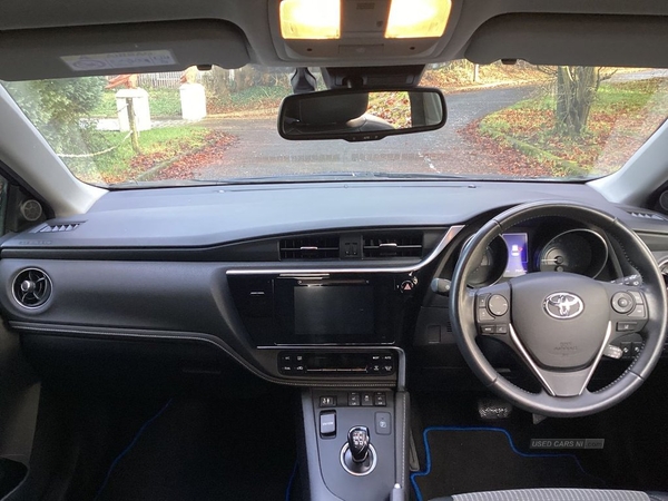Toyota Auris 1.8 VVT-I EXCEL TSS 5d 99 BHP in Antrim