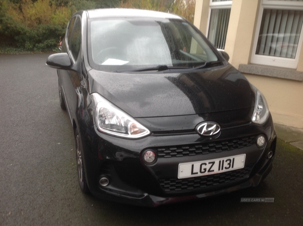 Hyundai i10 HATCHBACK in Down