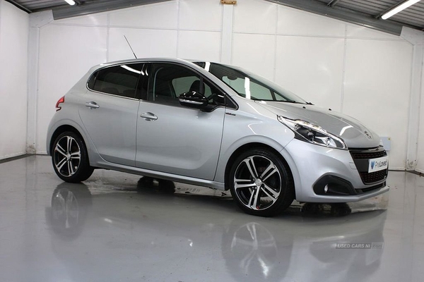Peugeot 208 1.6 BLUE HDI GT LINE 5d 100 BHP in Derry / Londonderry