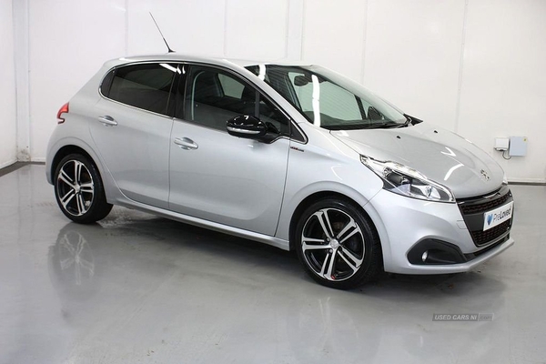 Peugeot 208 1.6 BLUE HDI GT LINE 5d 100 BHP in Derry / Londonderry