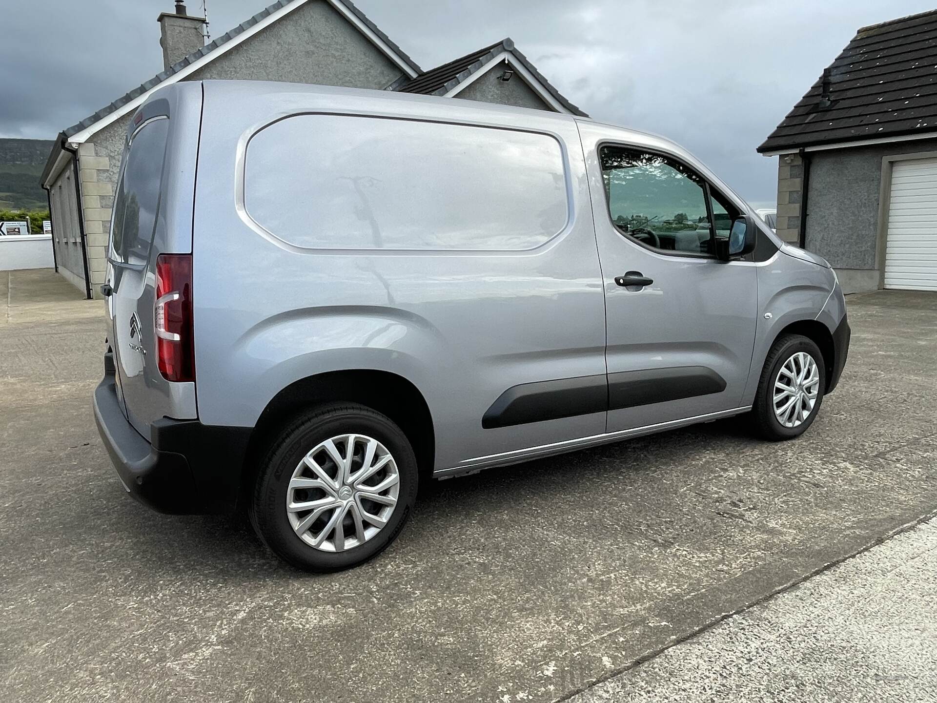 Nov 2020 Citroen Berlingo 1.5 BlueHDi 1000Kg Enterprise 100ps