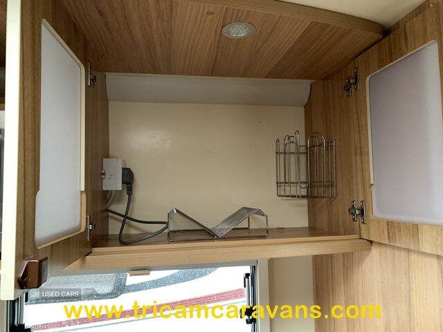 2012 Bailey Orion 430/4, One Owner, Lightweight Fixed Bed