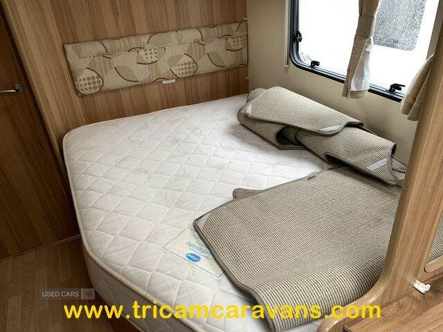 2012 Bailey Orion 430/4, One Owner, Lightweight Fixed Bed