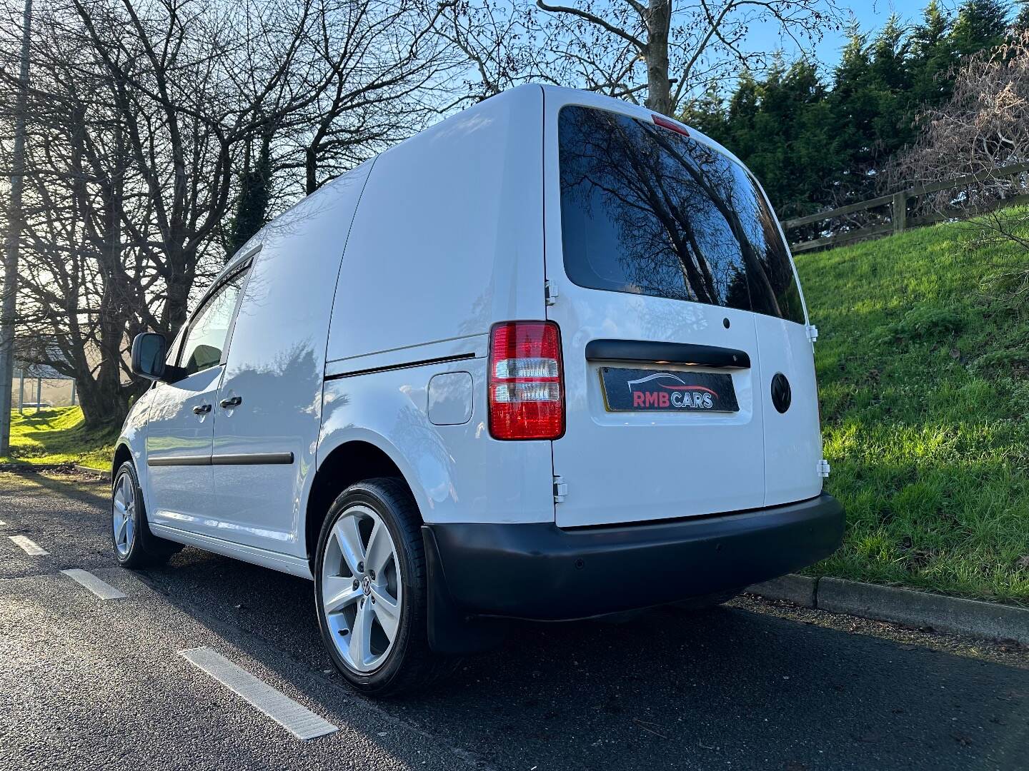 Volkswagen Caddy C20 DIESEL in Down