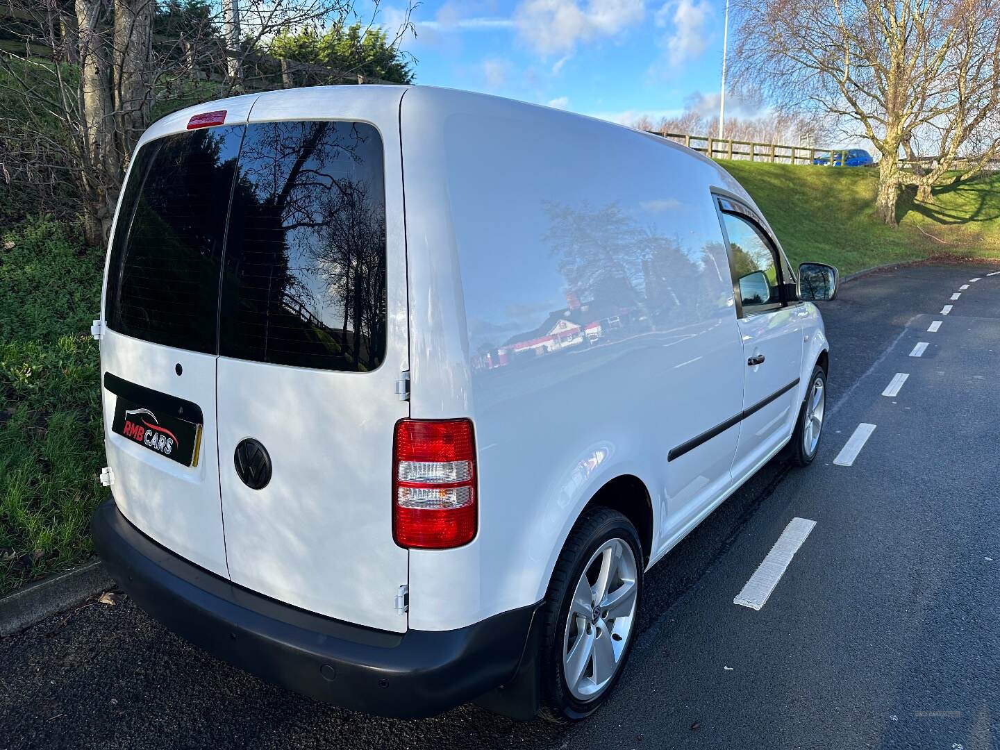 Volkswagen Caddy C20 DIESEL in Down