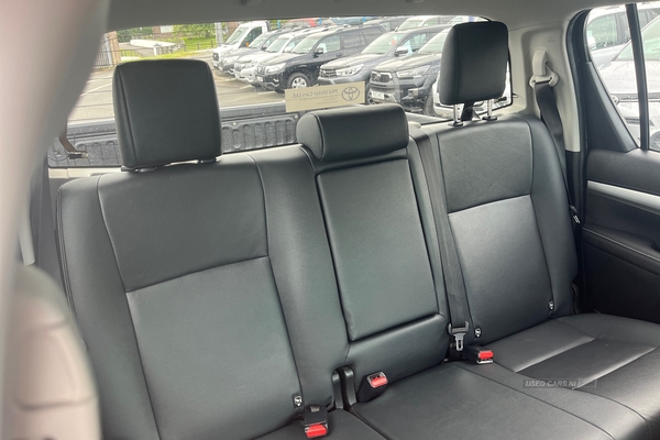 Toyota Hilux 2.4 D-4D Invincible X 4WD Euro 6 (s/s) 4dr (TSS, 3.5t) in Tyrone