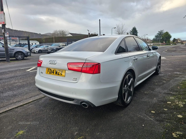 Audi A6 Saloon 2.0 TDI ultra Black Edition S Tronic Euro 6 (s/s) 4dr in Down