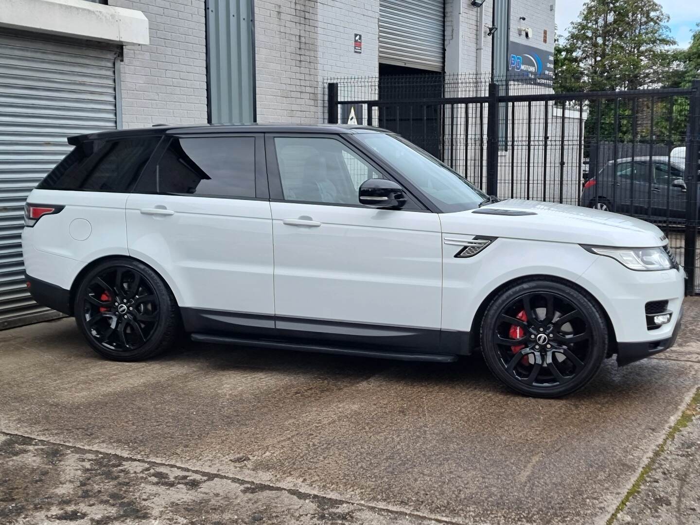 Land Rover Range Rover Sport DIESEL ESTATE in Tyrone