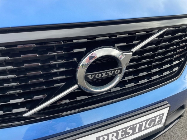 Volvo XC40 D3 R-DESIGN **FULL DEALER SERVICE HISTORY** in Tyrone