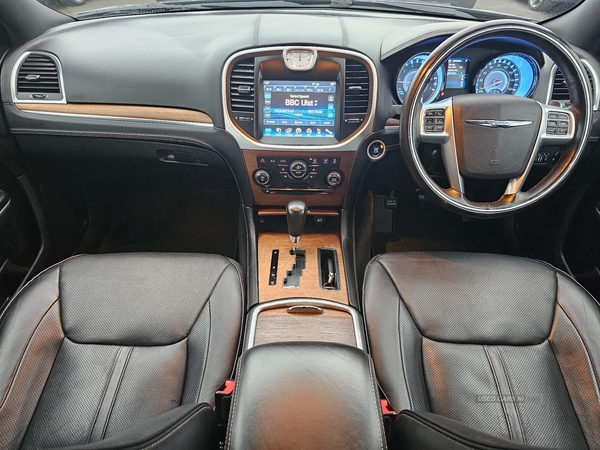 Chrysler 300 3.0 CRD V6 Executive Auto Euro 5 4dr in Down