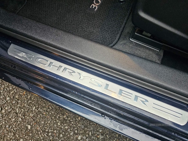 Chrysler 300 3.0 CRD V6 Executive Auto Euro 5 4dr in Down