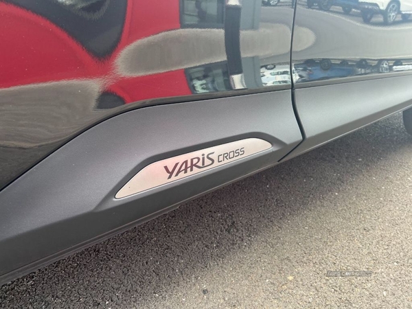 Toyota Yaris Cross 1.5 Hybrid Design 5dr CVT in Derry / Londonderry