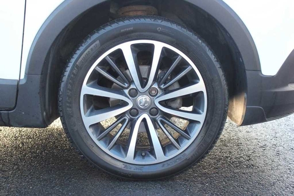 Vauxhall Crossland X 1.6 Turbo D [120] Elite Nav 5dr [Start Stop] in Down