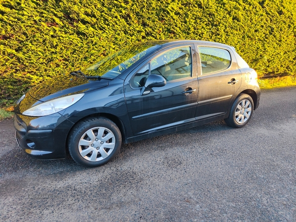 Peugeot 207 HATCHBACK in Derry / Londonderry