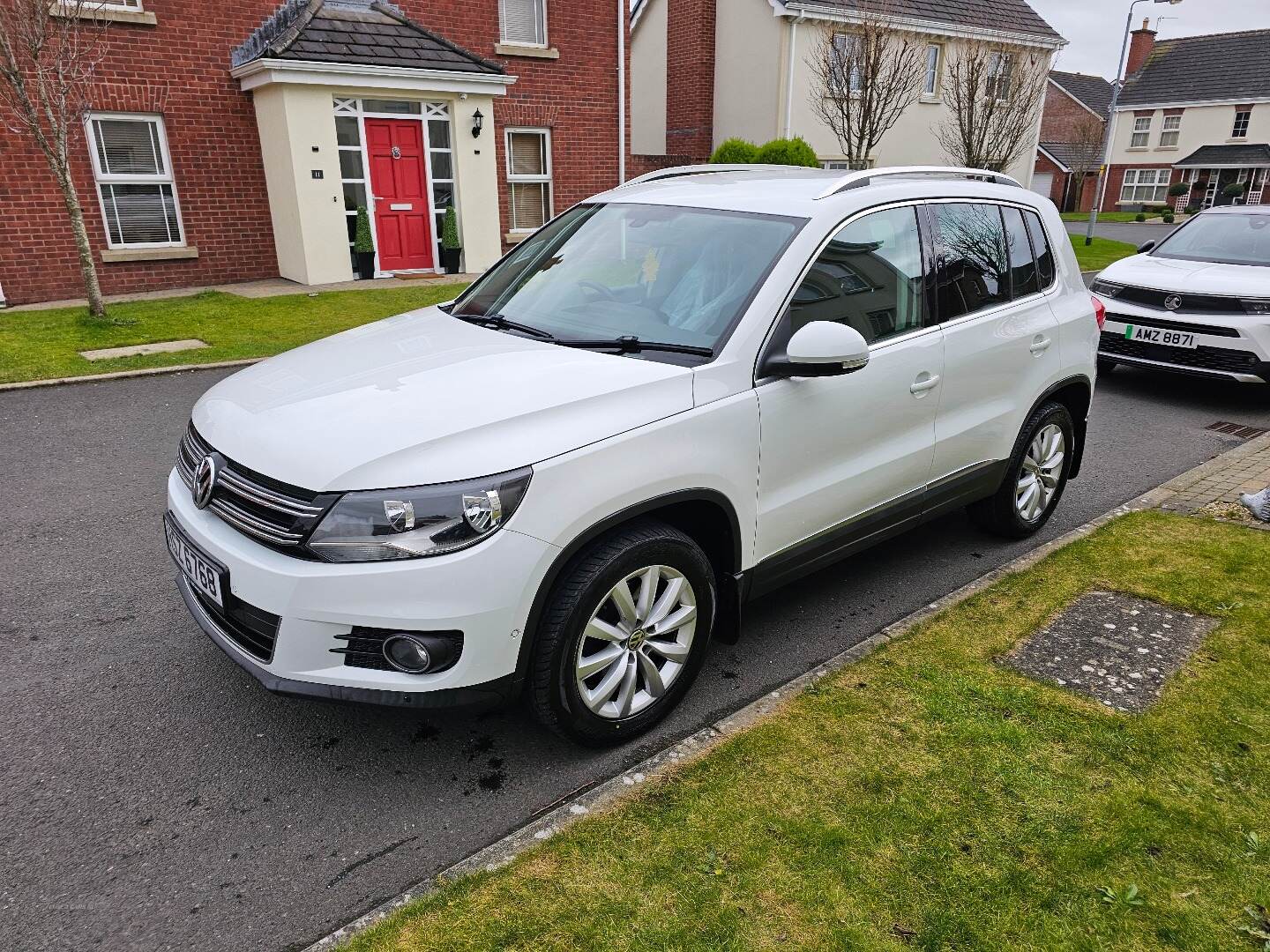 Volkswagen Tiguan DIESEL ESTATE in Down