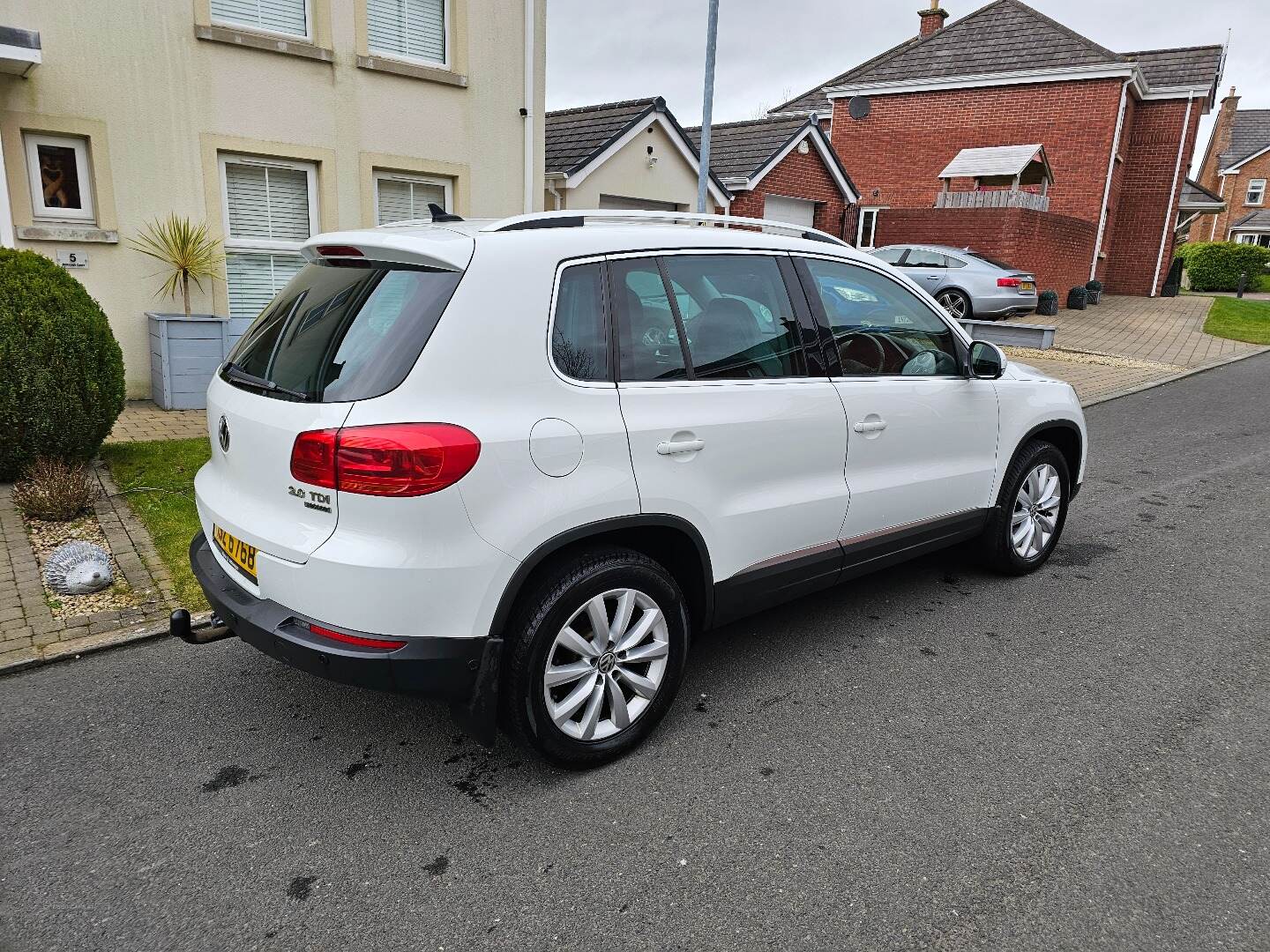 Volkswagen Tiguan DIESEL ESTATE in Down