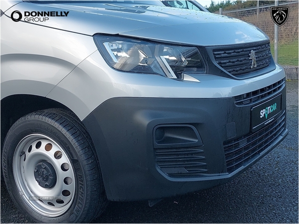 Peugeot Partner 1000 1.5 BlueHDi 100 Professional Premium + Van in Fermanagh