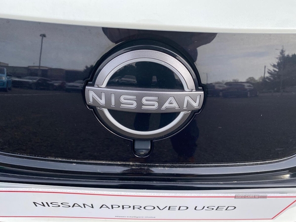 Nissan LEAF 110Kw Acenta 39Kwh 5Dr Auto in Antrim