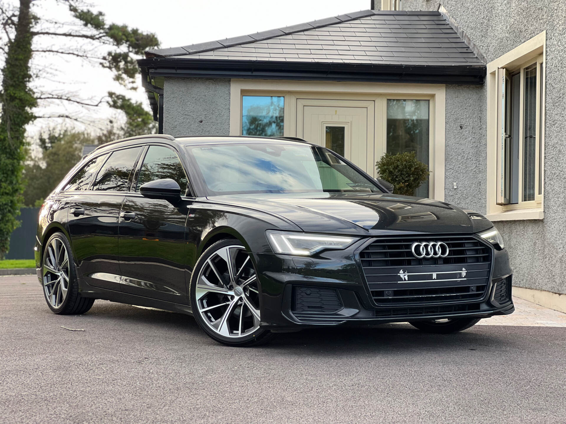 Audi A6 DIESEL AVANT in Fermanagh