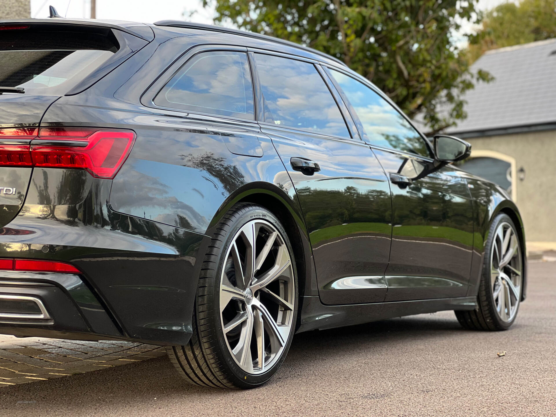 Audi A6 DIESEL AVANT in Fermanagh