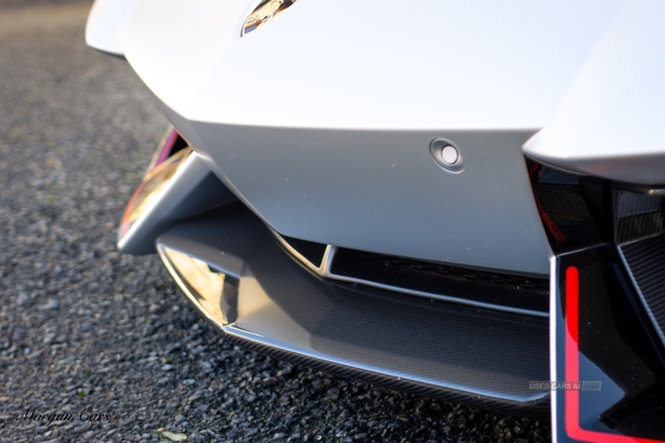 Lamborghini Aventador COUPE SPECIAL EDITION in Down