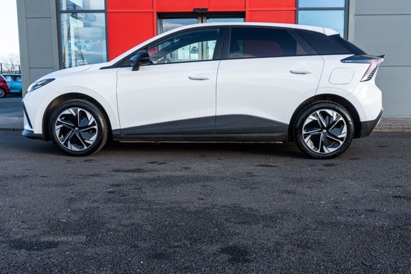 MG Motor Uk MG4 125kW SE EV 51kWh 5dr Auto in Derry / Londonderry
