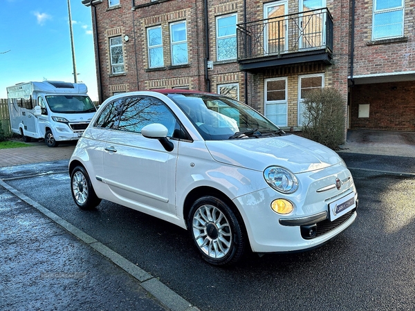 Fiat 500 CONVERTIBLE in Down
