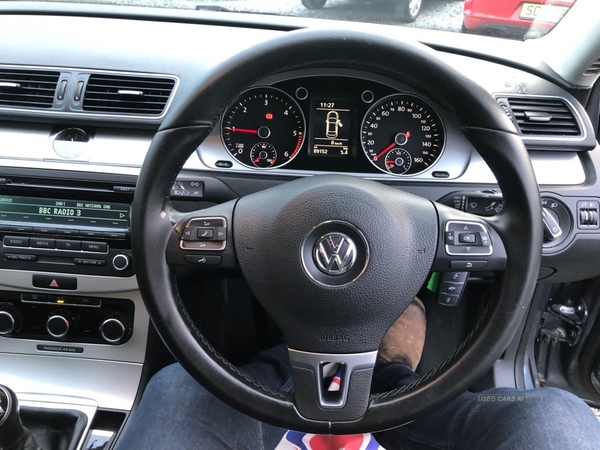 Volkswagen Passat 1.6 S TDI BLUEMOTION TECHNOLOGY 4d 104 BHP in Armagh