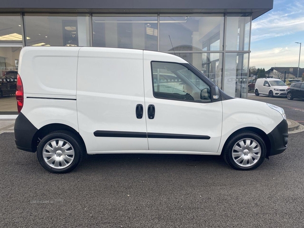 Vauxhall Combo L1 2300 1.3 CDTI 16V 95ps H1 Crew Van Euro 6 [SS] in Tyrone