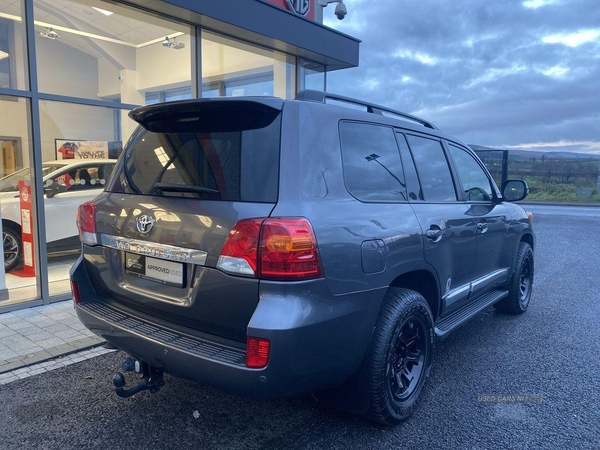 Toyota Land Cruiser 4.5 D-4D V8 5dr Auto in Tyrone