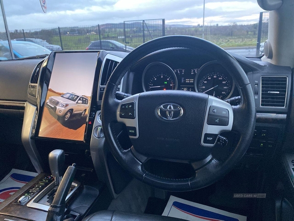 Toyota Land Cruiser 4.5 D-4D V8 5dr Auto in Tyrone