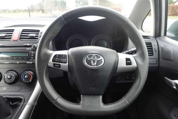 Toyota Auris 1.3 VVT-I EDITION 5d 101 BHP ONLY 50,845 MILES ! / LONG MOT in Antrim